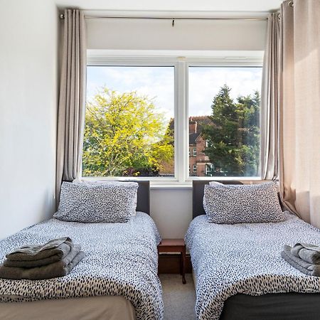 Modern 2 Bedroom Apartment In Mitcham, London Zewnętrze zdjęcie