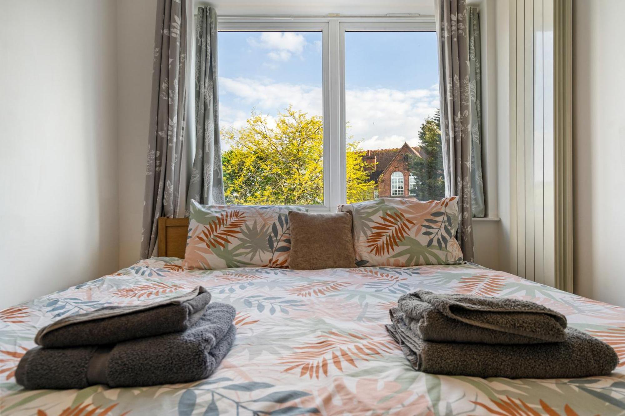Modern 2 Bedroom Apartment In Mitcham, London Zewnętrze zdjęcie