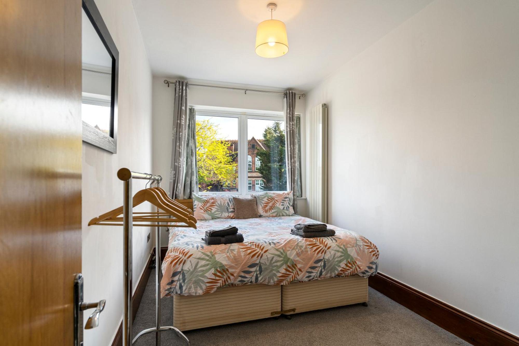 Modern 2 Bedroom Apartment In Mitcham, London Zewnętrze zdjęcie